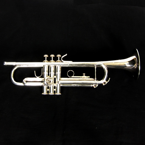 Bach TR-200S B♭トランペット Mike's Music and Sound Inc - Bach TR200S Silver Intermediate