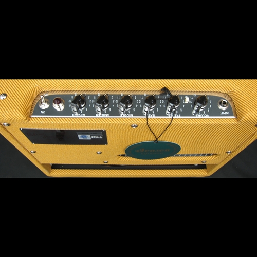 ギター Blues Junior III BRN C12N Fender Blues Junior IIIに日本限定モデルが登場！ - きになる