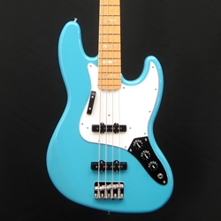 Fender Made in Japan Limited International Color Jazz Bass, Maple Fingerboard, Maui Blue